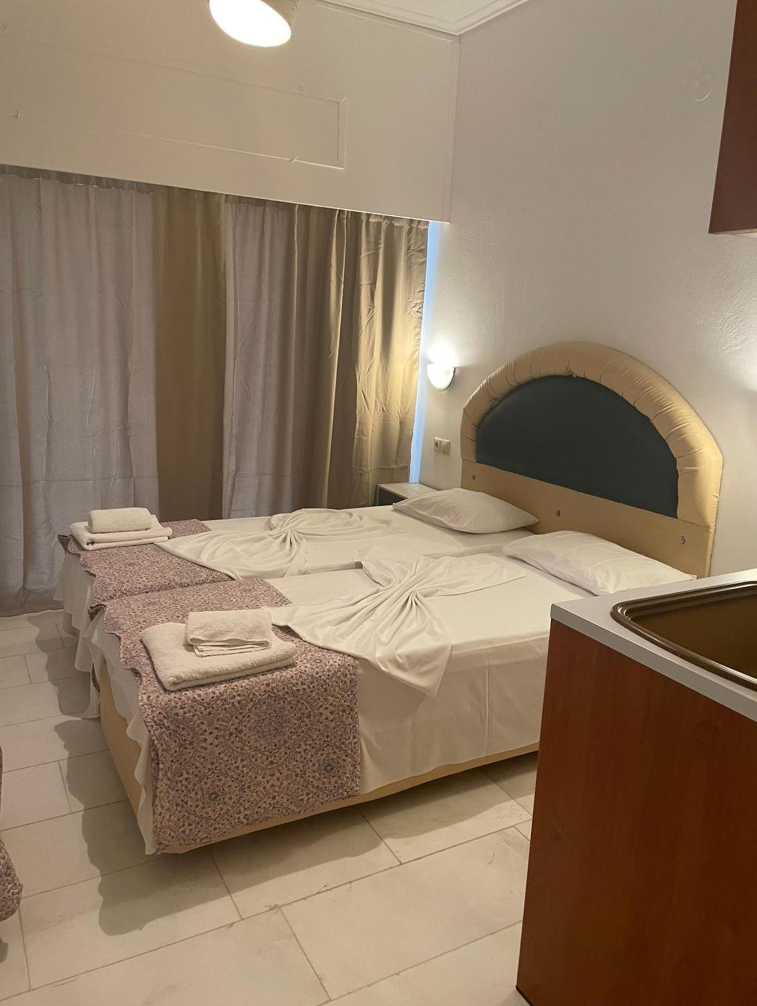 Hotel Kourkoumelata Argostoli  Ngoại thất bức ảnh